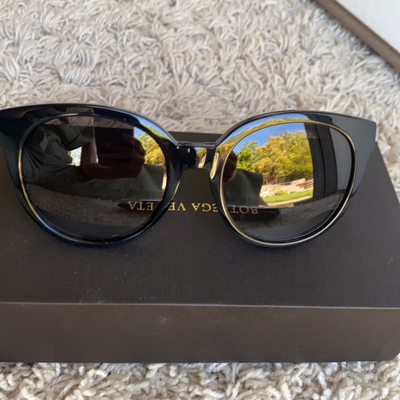 Bottega Venetta Black Round sunglasses - Picture 3 of 8